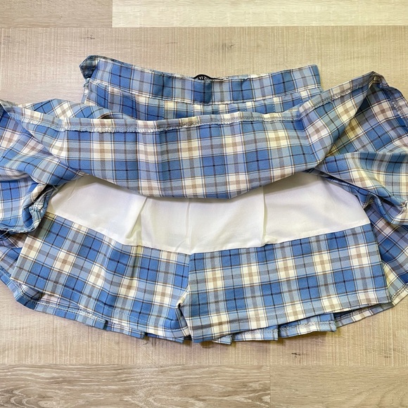 Blue Pleated Skirt - Picture 4 of 4